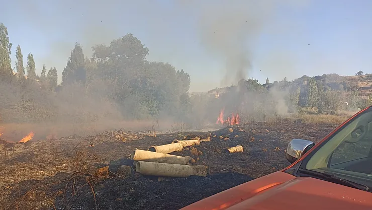 Darende'de Bahçede Çıkan Yangın Korkuttu