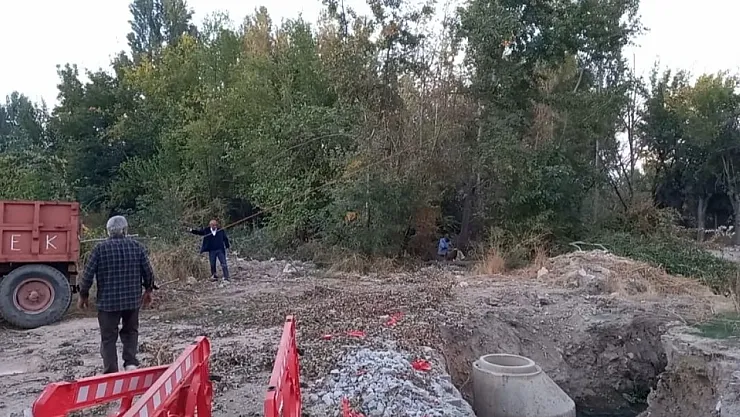 Dilek Merkez Camii Yeniden Yükseliyor