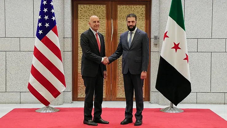 Diplomatlar Görevden Alındı