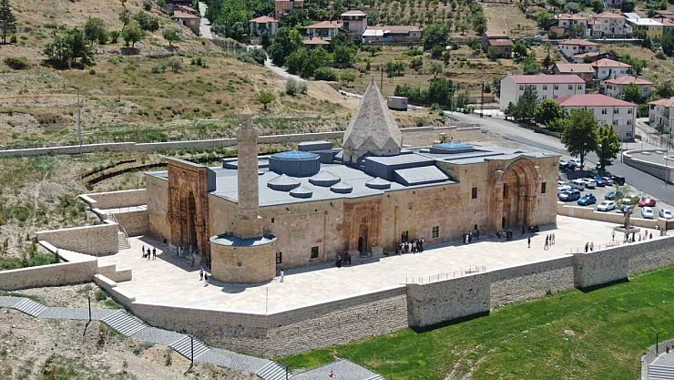 Divriği Ulu Camii'nin Gizemli Akustiği Belgesel Oluyor