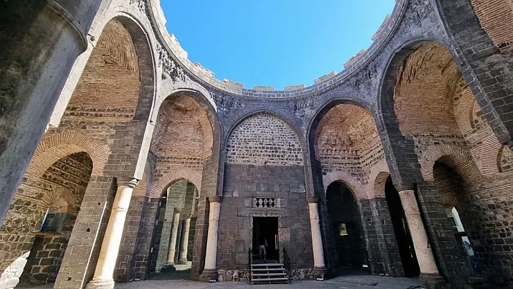 Diyarbakır'da Tarih Yeniden Yazılıyor