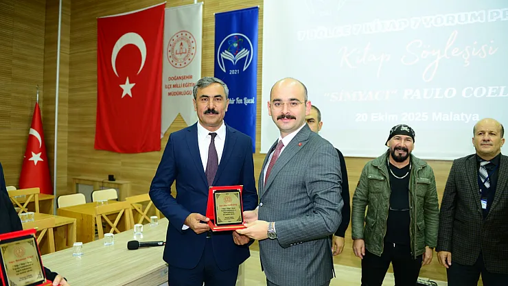 Doğanşehir'de Kitapla Kurulan Köprü