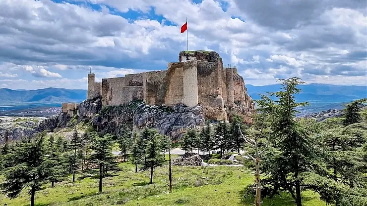 Elazığ'ın En Küçük İlçesi Hangisi?
