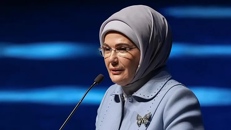 Emine Erdoğan: 'Sıfır Atık İlkeleriyle Geri Dönüşüm Odaklı Döngüsel Şehirler Kurabiliriz'