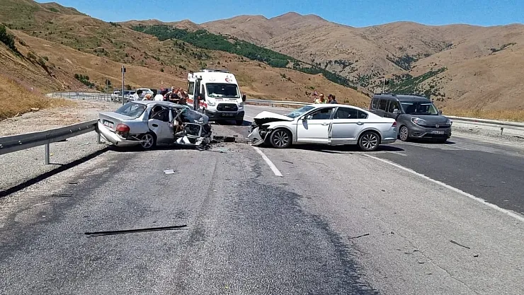 Erzincan-Sivas Karayolunda Feci Kaza: 3 Can Kaybı, 6 Yaralı
