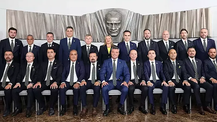 Fenerbahçe Yönetiminde Yeni Dönem: Görev Dağılımı Belli Oldu