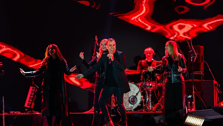 Festival Sahnesi Haluk Levent'le Sallandı