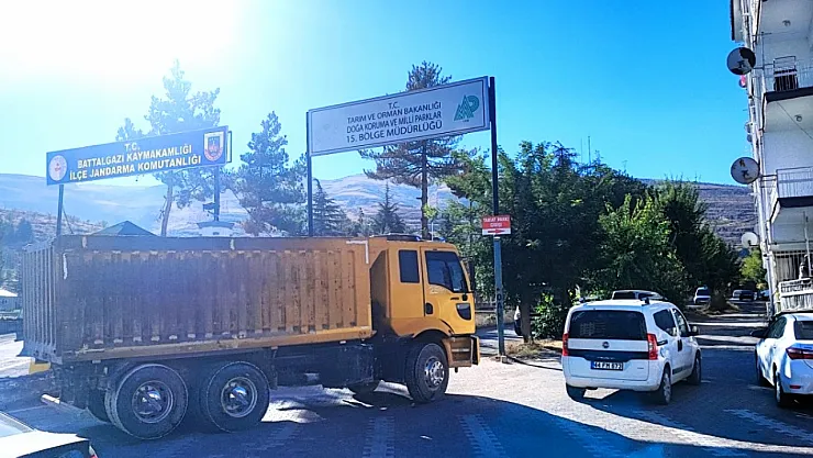 Fırat Mahallesi'nde Trafik Kazası: 1 Yaralı