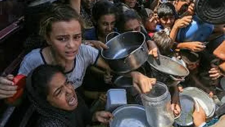 Gazze'de Kıtlık Derinleşiyor: Açlığın Yükü Çocukların, Yaşlıların ve Hastaların Omuzlarında