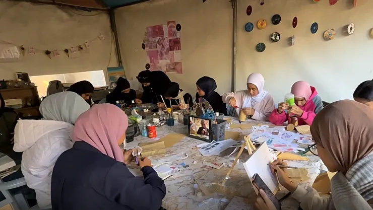 Gazze'de Savaşın Gri Atmosferinden Renkli Atölyeye: Yarının Sesleri