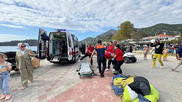 Gökyüzünde Korku Dolu Anlar: Fethiye'de Yamaç Paraşütü Çarpışması