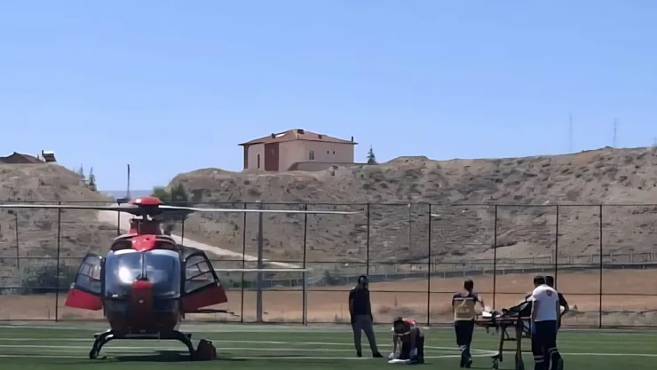 Hastanın imdadına ambulans helikopter yetişti