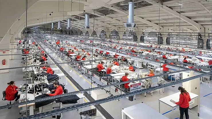 İki Dev Firma İflasını Açıkladı