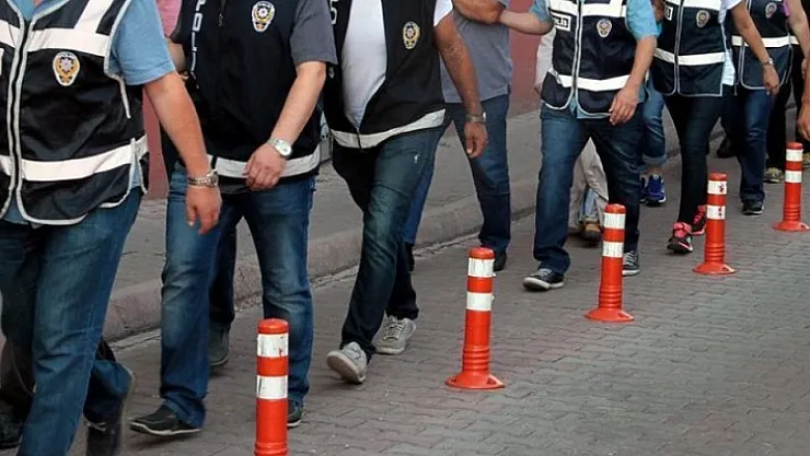 İstanbul Merkezli FETÖ Operasyonunda 16 Şüpheli Gözaltına Alındı