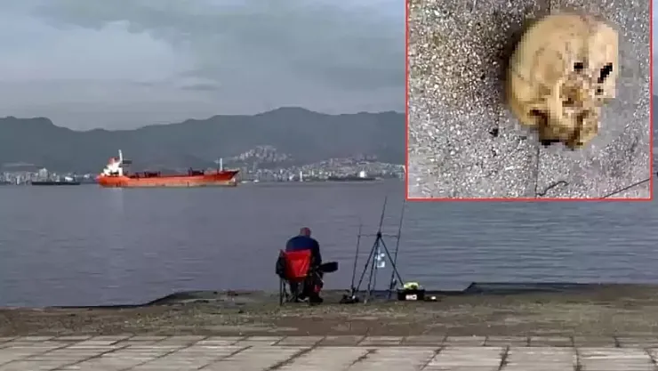 İzmir'de Balık Tutarken Dehşet! Oltasına İnsan Kafatası Takıldı