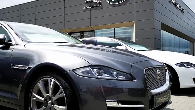 Jaguar Land Rover'da Üretim Krizi Derinleşiyor: 250 Bin Kişinin İşi Risk Altında