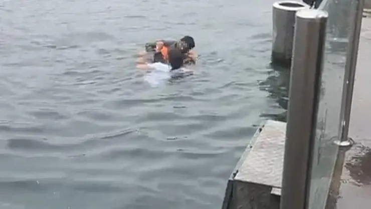 Kadıköy Rıhtım'da Faciaya Dönüşen Anlar: 4 Engelli Denize Düştü, 1 Kişi Hayatını Kaybetti
