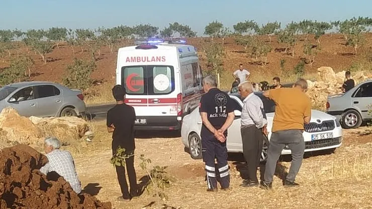 Karaköprü'de Otomobil Devrildi: Anne Hayatını Kaybetti, Eşi ve İki Çocuğu Yaralandı