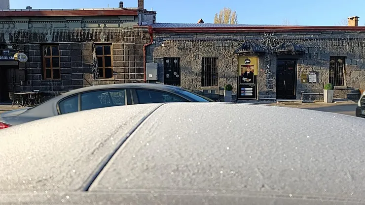 Kars'ta Dondurucu Soğuk Etkisini Artırdı: Sıcaklık Eksi 10 Dereceye Dayandı