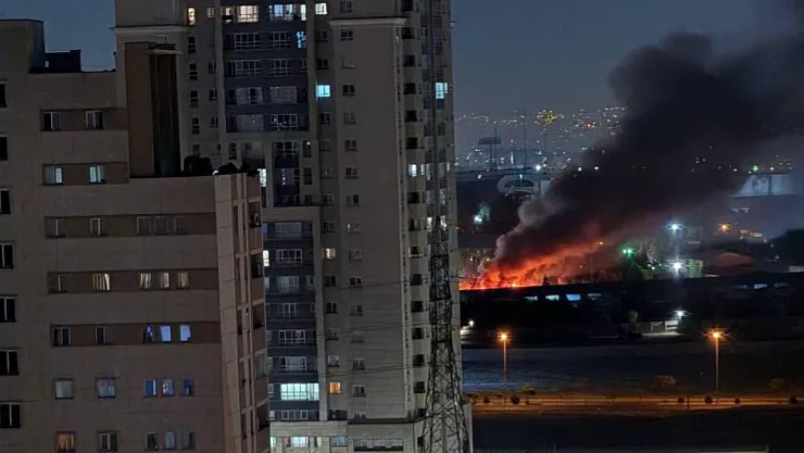 Katil İsrail İran'a saldırdı!