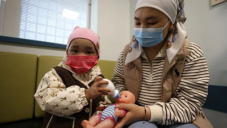 Kırgızistanlı minik Aruuzat, Malatya'da sağlığına kavuştu