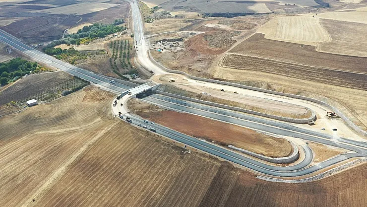Kırşehir Kaman'a Dev Yol Yatırımı