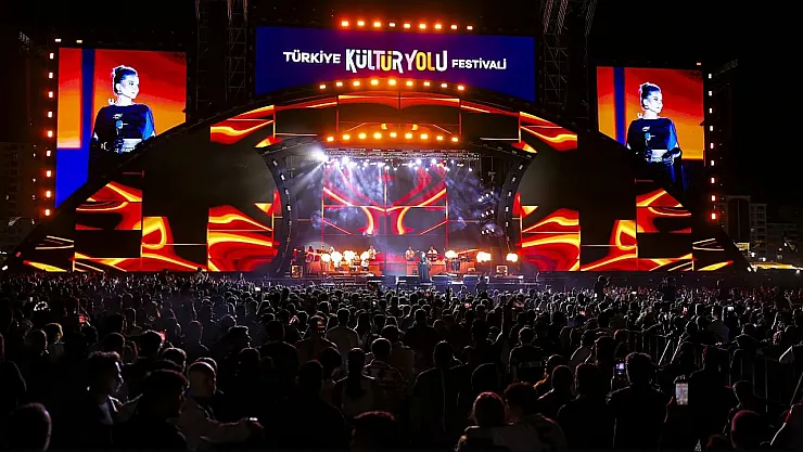 Kültür Yolu'nda Duygusal Durak: Ebru Yaşar Malatya'yı Unutmadı