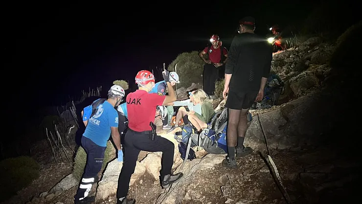 Likya Yolu'nda Mahsur Kalan 3 Kişi Kurtarıldı