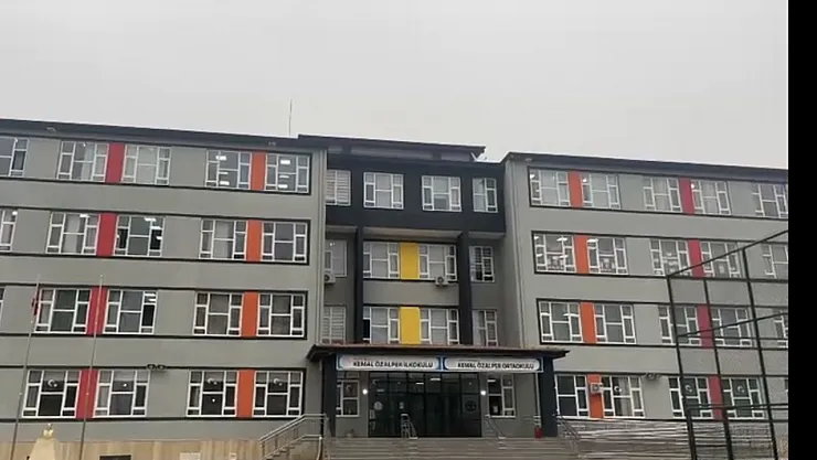 Malatya'da Acı Kayıp: 12 Yaşındaki Öğrenci Yaşama Tutunamadı