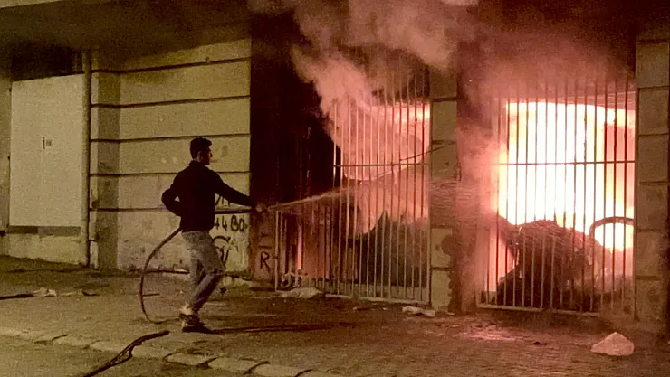 Malatya'da dikim atölyesinde korku dolu anlar