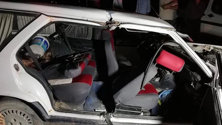 Malatya'da hafif ticari araç ile otomobil çarpıştı: 8 yaralı