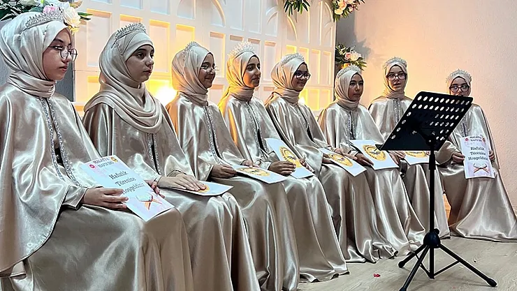 Malatya'da Hafızlık Bitirme Programında Duygusal Anlar