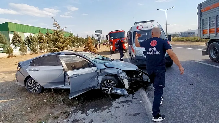 Malatya'da OSB Kavşağında Kaza: 2 Yaralı