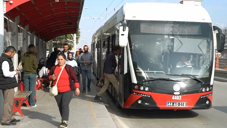 Malatya'da Otobüs Beklemek Sabır Testi Oldu