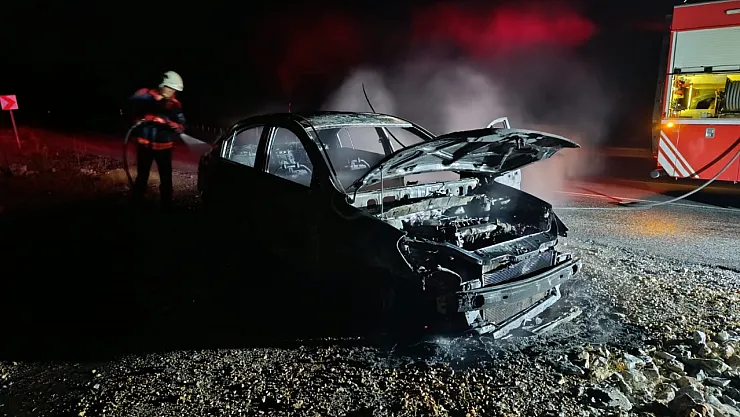 Malatya'da Seyir Halindeki Araçta Yangın!