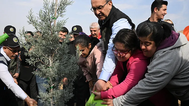 Malatya'da Yeşil Vatan İçin 733 Bin Fidan