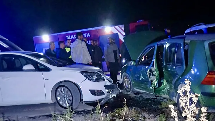 Malatya'da Zincirleme Kaza: İki Kişi Yaralandı