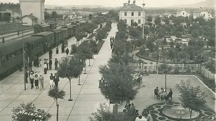 Malatya il olmadan önce hangi ile bağlıydı?