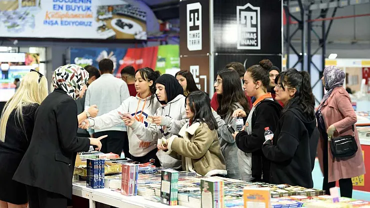 Malatya Kitap Fuarı Tüm Hızıyla Devam Ediyor