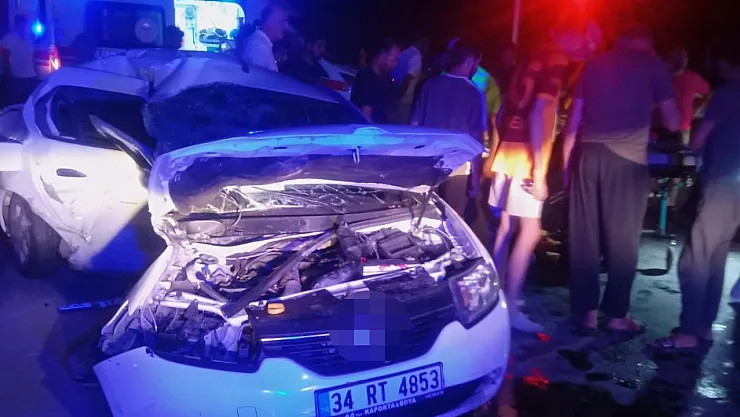 Malatya Topsöğüt Kavşağı'nda kaza: 3 yaralı