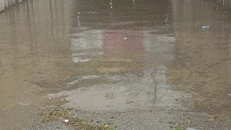 Malatya yine sağanak yağışla sele teslim oldu!