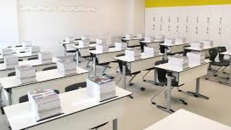 MEB'den Özel Okullara Sıkı Talimat: Ücretsiz Ders Kitabı Kullanımı Zorunlu Olacak