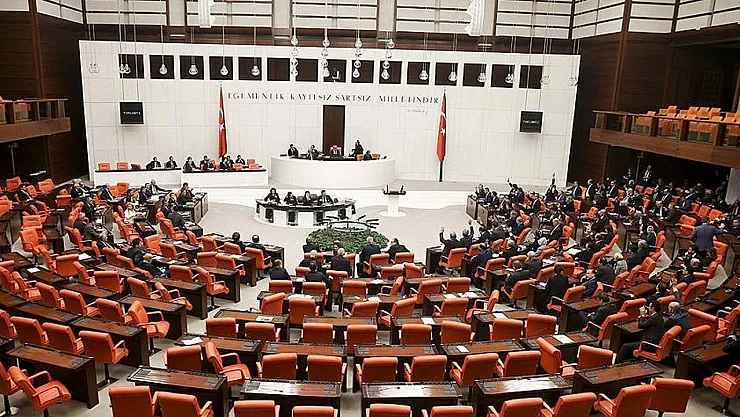 Meclis'te Kritik Düzenlemeler Başlıyor