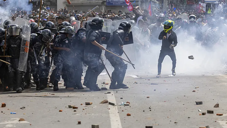 Nepal'de protestolarda ölü sayısı 19'a yükseldi