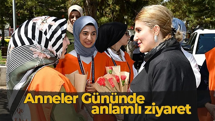 Ölmeztoprak'tan şehit annesine ziyaret!