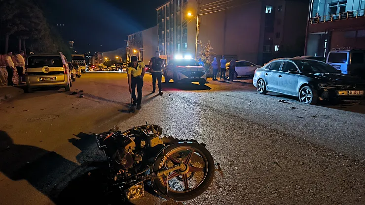 Otomobil ve motosiklet çarpıştı: 1 ölü