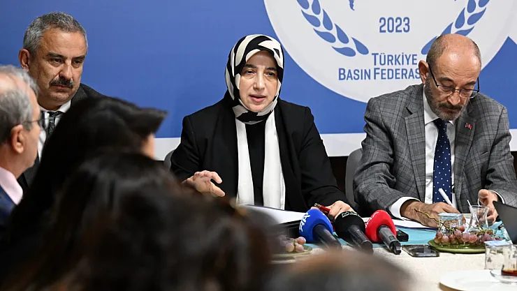 Özlem Zengin'den Net Mesaj: 'İmralı'dan Talep Yok, Yeni Anayasa İçin Ortak Zemin Arıyoruz'