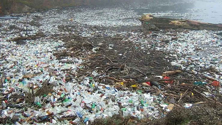 Plastik Atıkları Tek Adımda Benzine Dönüştüren Yöntem Dünyada Ses Getirdi