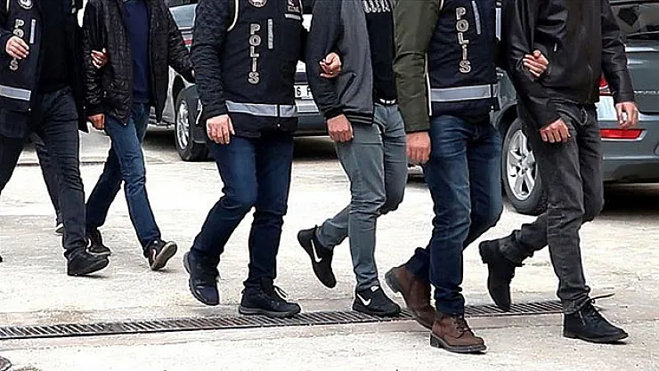 Polisten Kaçamadılar! Erzincan'da Aranan 56 Şahıs Adliyeye Sevk Edildi