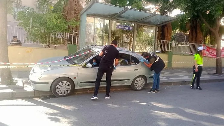 Şanlıurfa'da Otobüs Durağında Faciaya Yol Açan Kaza: 1 Öğrenci Hayatını Kaybetti